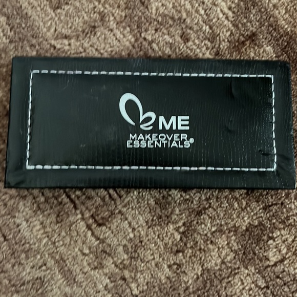 ME Makeover Essentials assorted makeup - Picture 3 of 14